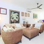 Condo Cristina By Riviera Rentals